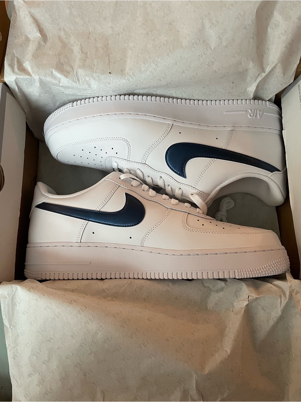 Nike Air Force 1 '07 LV8 "USA"